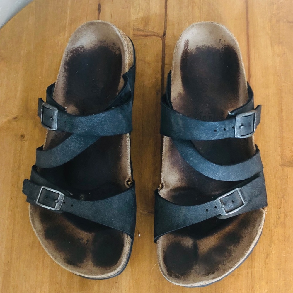 Black Birki’s size 37 - Birkenstock’s!